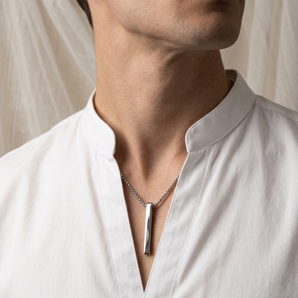 Vertical bar pendant chain