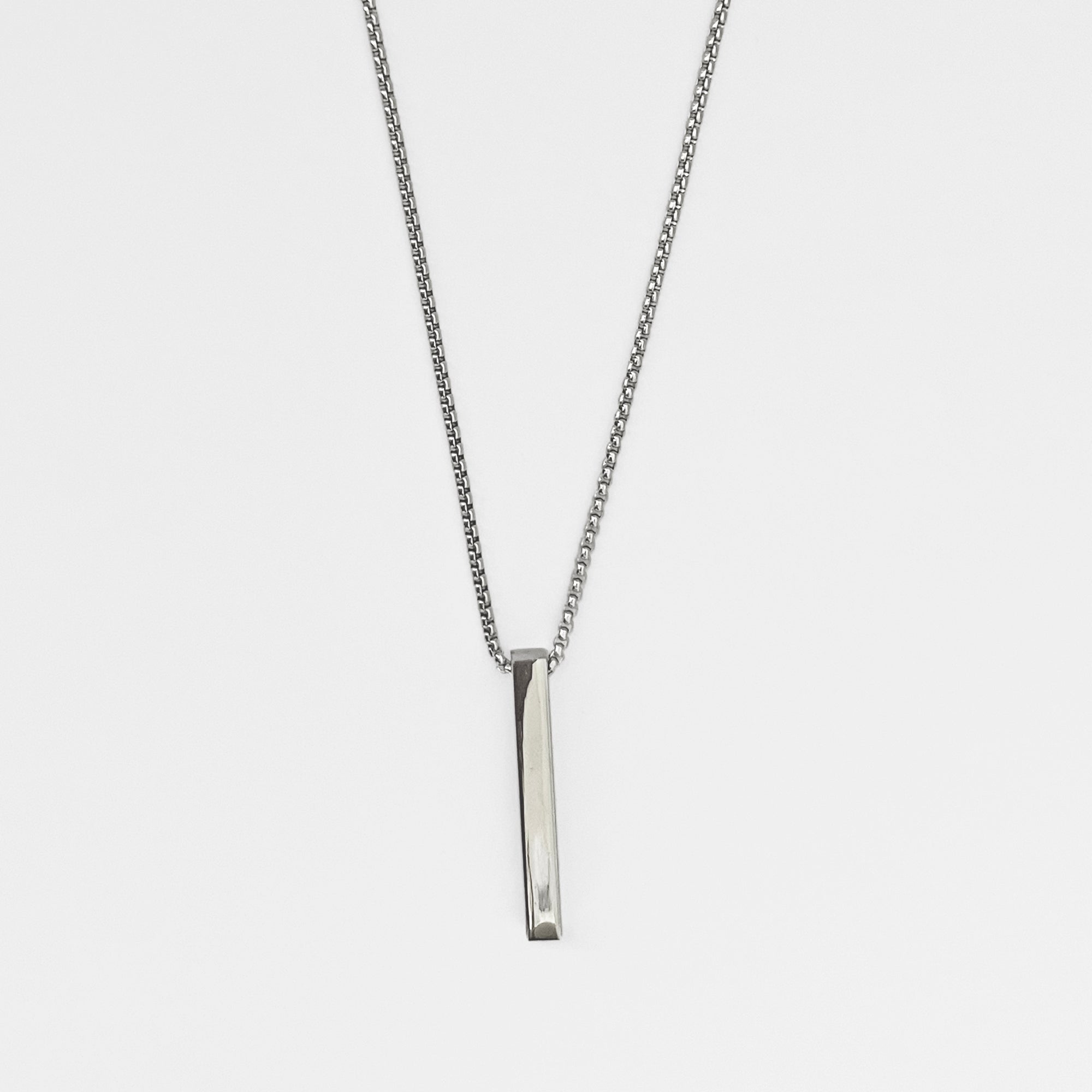 Vertical bar pendant chain