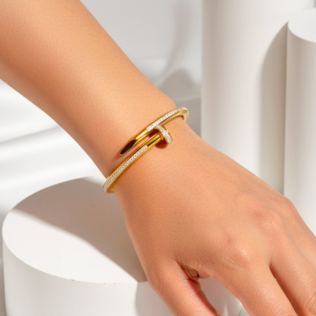 Needle stone bangle
