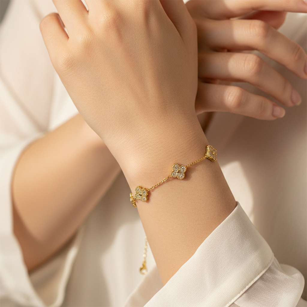 Golden Clover Stone