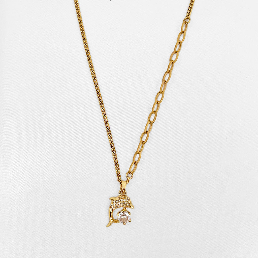 Dolphin Diamond