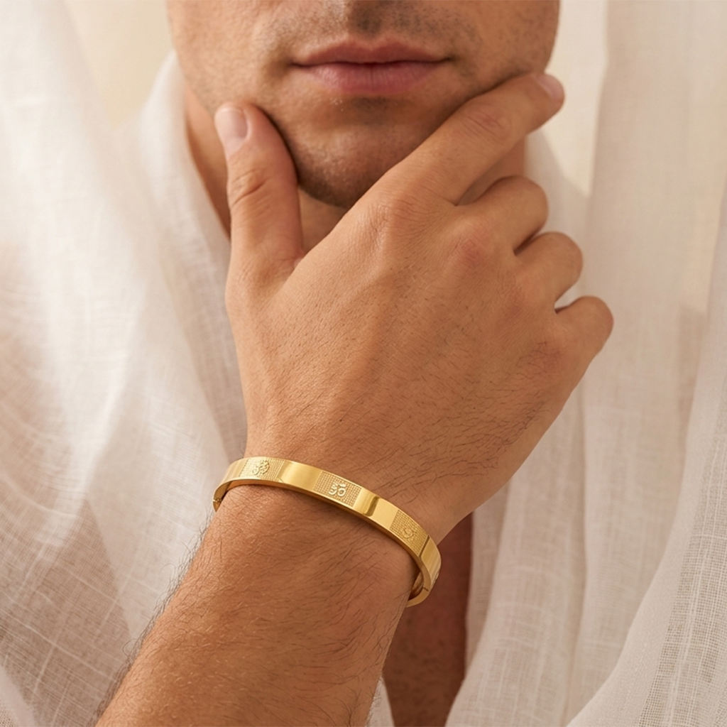 Om Aura Classic Bangle
